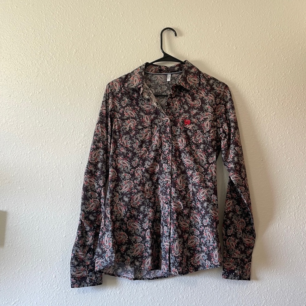 Cinch button up